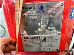 Sprzedam piaskarka Airblast ABSC 50 poprzez aukcję