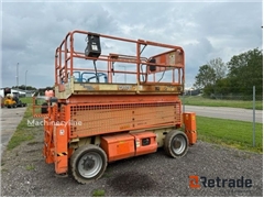 Sprzedam podnośnik nożycowy JLG M4069 poprzez aukc