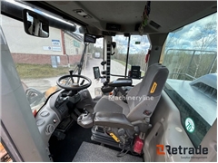 Sprzedam ładowarka kołowa Volvo L180H poprzez aukc