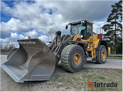 Sprzedam ładowarka kołowa Volvo L180H poprzez aukc