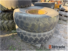 Sprzedam koło Michelin 18-00-25 poprzez aukcję