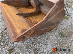 Sprzedam łyżkę do koparki Bofors Wear Parts T 20 p