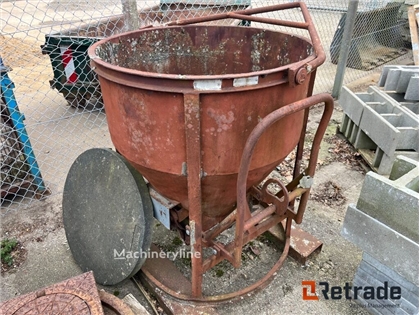 Sprzedam pojemnik do betonu Betonspand 500kg poprz