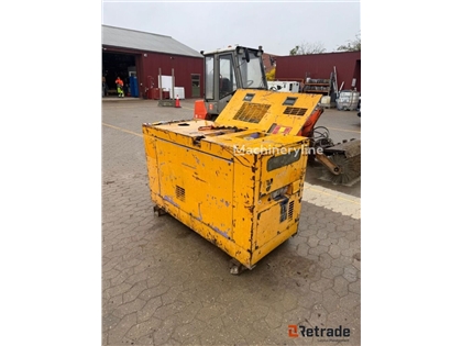 Sprzedam generator diesel Isuzu 20/25 poprzez aukc