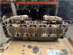Głowica cylindrów Mercedes-Benz OM471 Actros MP 4
