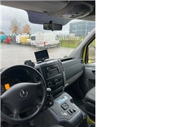 Ambulans Mercedes-Benz Sprinter 319 CDI RTW Delfis