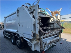 Śmieciarka Mercedes-Benz MB 2633 Econic 6x2 Geesin