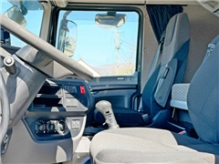 DAF XF 510  CIĄGNIK SIODŁOWY + PK 33002 - EH G +