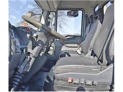 Iveco Eurocargo 180E28 WYWROTKA 4,40 m + HIAB 122