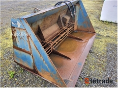 Sprzedam posypywarkę zawieszaną Drivex SS2400 popr