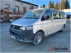 Sprzedam kombi minibus Volkswagen Kombi poprzez au