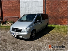 Sprzedam bus pasażerski Mercedes-Benz VITO poprzez