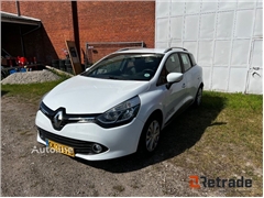 Sprzedam hatchback Renault Clio poprzez aukcję