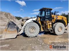 Sprzedam ładowarka kołowa Caterpillar 980 poprzez