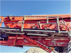 Sprzedam przesiewacz wibracyjny Sandvik QA451 popr