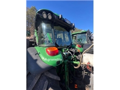 Sprzedam ciągnik kołowy John Deere 5100M (HH 2565)