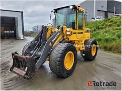 Sprzedam ładowarka kołowa Volvo L50C poprzez aukcj
