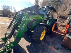 Sprzedam ciągnik kołowy John Deere 5100R (DZ 5733)