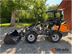 Sprzedam ładowarka kołowa Giant G2700 HD+ X-tra po