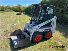 Sprzedam mini ładowarka Bobcat 463 poprzez aukcję