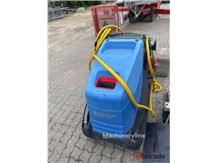 Sprzedam myjka ciśnieniowa Nilfisk MH 5M poprzez a