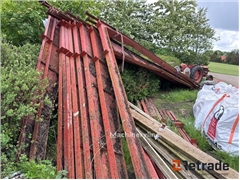 Stalowe krokwie ok. Rozpiętość 19m 6 zestawów W ze