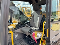 Sprzedam koparki gąsienicowe Volvo EC300EL poprzez
