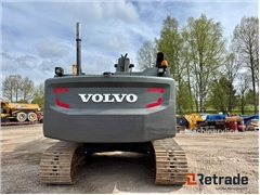 Sprzedam koparki gąsienicowe Volvo EC300EL poprzez