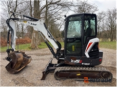 Sprzedam minikoparka Bobcat E35Z poprzez aukcję