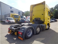 Scania R450 6x2 VLA höhenverstellbare Sattelplatte