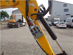 Minikoparka JCB 8026 CTS hydr. SW + Löffel TAK-LOC