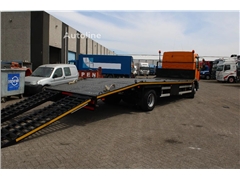 DAF LF 55.220 + HYDROLIC RAMPS + MANUAL