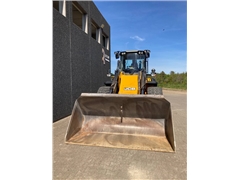 Jcb-437-Ht