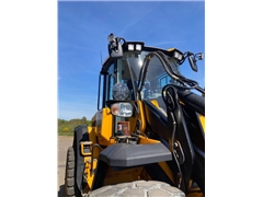 Jcb-437-Ht