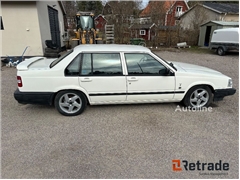 Sprzedam sedan Volvo 940 Turbo poprzez aukcję