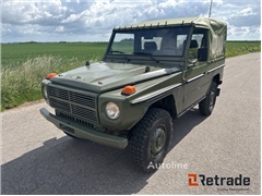 Sprzedam pick-up Mercedes-Benz 240gd poprzez aukcj