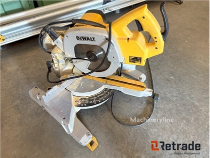 Sprzedam piłę ukośnicę DeWalt 707 og bord (Fagerne