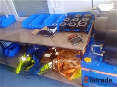 Sprzedam organizer narzędzi Container med hydrauli