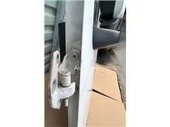Drzwi Mercedes-Benz ACTROS MP4 A9607202303 do ciąg