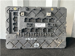 Skrzynka bezpieczników Mercedes-Benz AROCS MP4 SAM