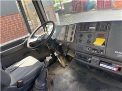 Polewaczka MAN 18.264 4x4 Straßenwaschwagen/Wasser