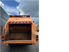 Śmieciarka Scania P 320 6x2 Haller Magnum X1EC23