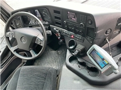 Śmieciarka Mercedes-Benz 2533 Antos 6x2 Faun Vario