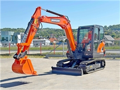 DOOSAN DX 55 - 9 C  Koparka gąsienicowa  STAN BD