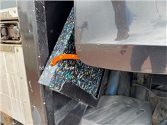 Żuraw samojezdny DAF LF45-220 HMF 910 K4 + 1 / Rem