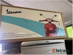 Sprzedam skuter Vespa Px150 poprzez aukcję