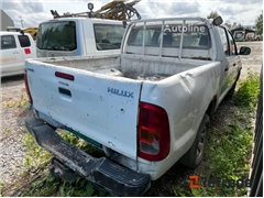 Sprzedam pick-up Toyota HILUX 4WD poprzez aukcję