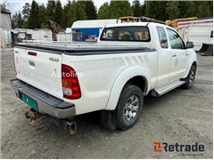 Sprzedam pick-up Toyota HILUX 4WD poprzez aukcję