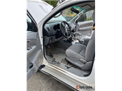 Sprzedam pick-up Toyota HILUX 4WD poprzez aukcję