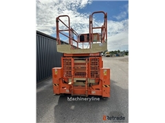 Sprzedam podnośnik nożycowy JLG M4069 poprzez aukc